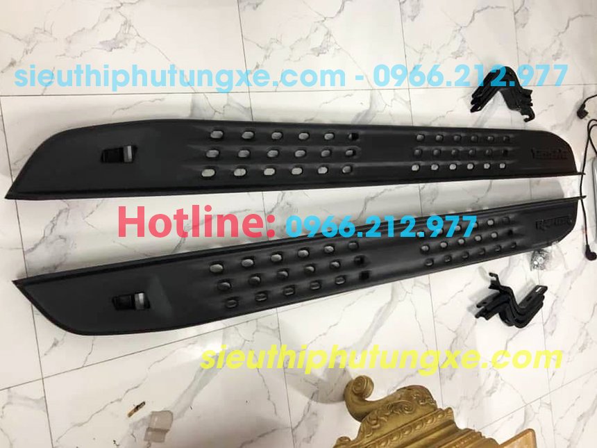 Bệ bước chân xe Ford Rager