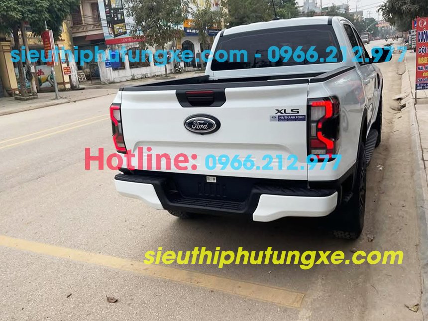 Đèn hậu Vland xe Ford Ranger