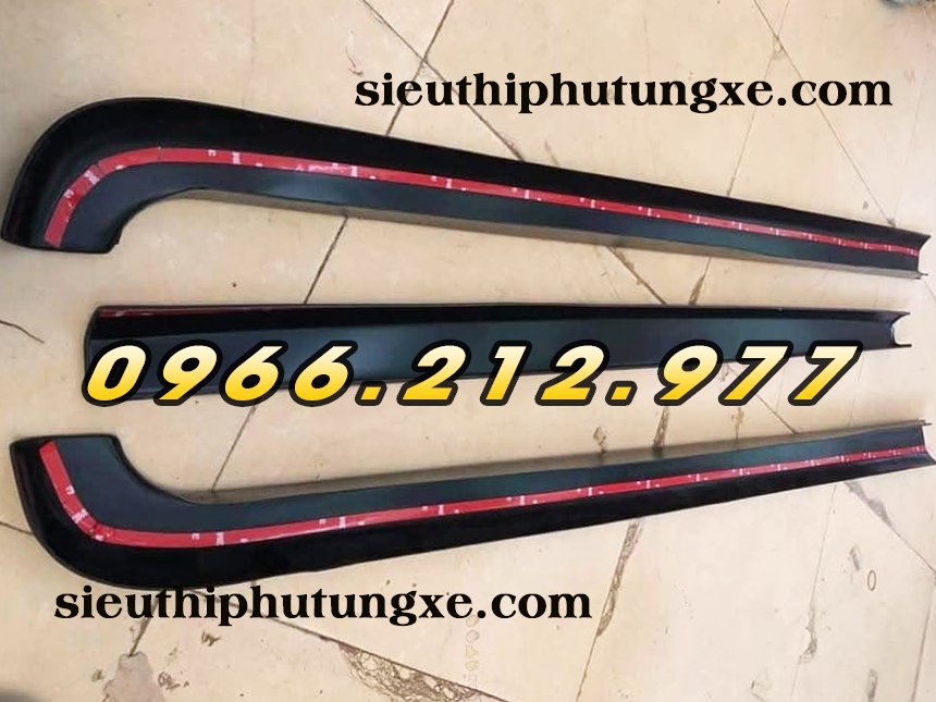Ốp viền thùng xe Ford Ranger