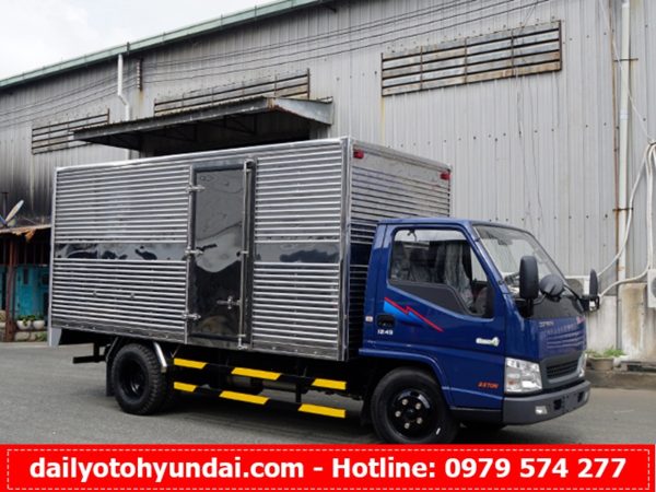 xe-tai-iz49-thung-kin-h4-600x450 xe-tai-iz49-thung-kin-h4-600x450
