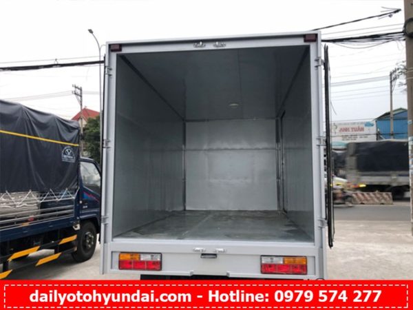 xe-tai-teraco-250-thung-kin-h5-600x450 xe-tai-teraco-250-thung-kin-h5-600x450