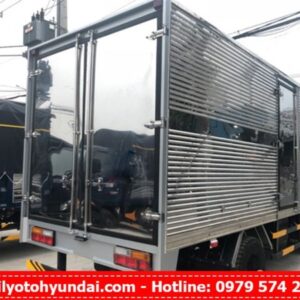 xe-tai-teraco-250-thung-kin-h6-600x450