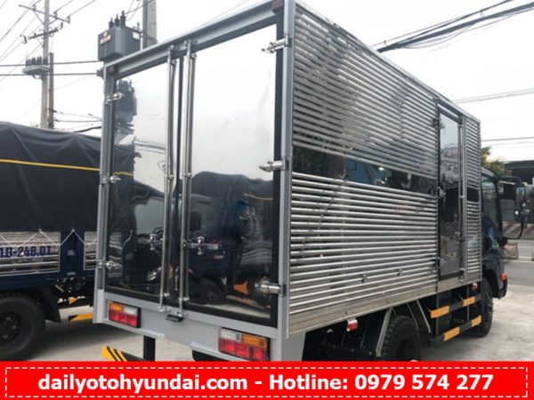 xe-tai-teraco-250-thung-kin-h6-600x450 xe-tai-teraco-250-thung-kin-h6-600x450