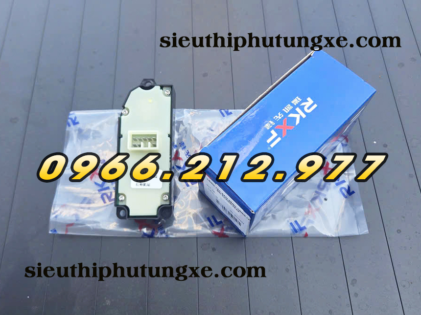 Công tắc bấm kính bên tài xe tải Đô Thành IZ65 IZ350